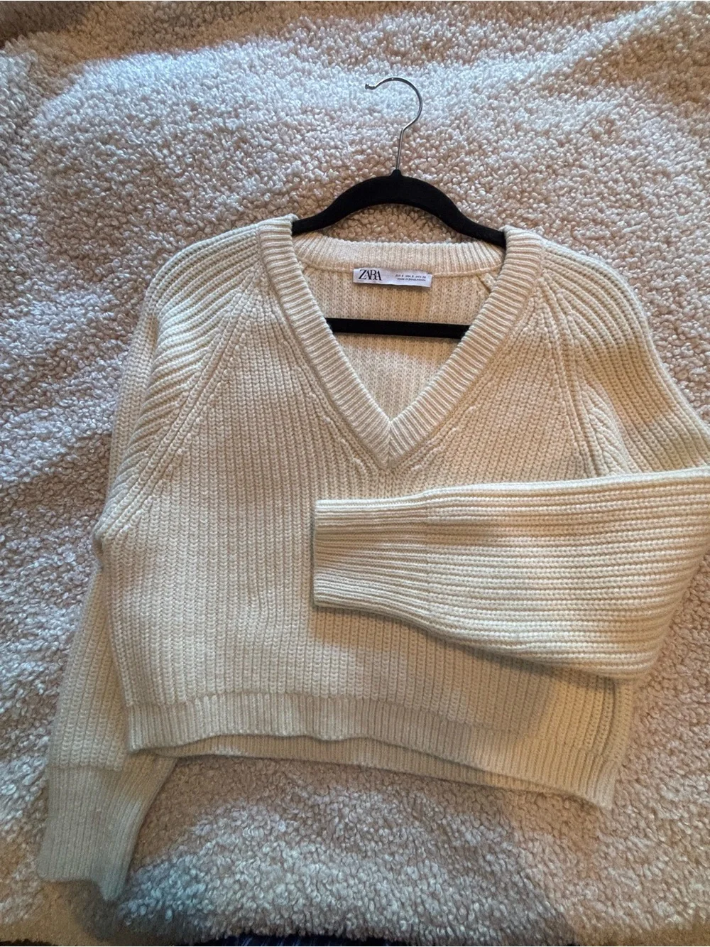 Zara Ivory V-Neck Cropped Ribbed Sweater - Picture 7 of 9